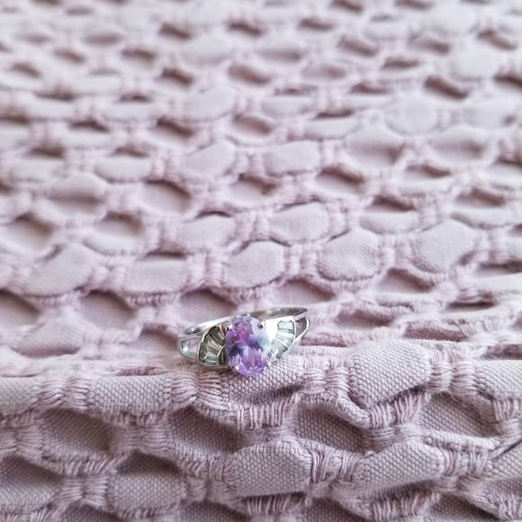 Silver ring - Picture 2 of 4